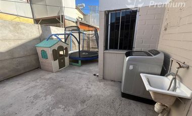 Casa en Venta en Eyzaguirre - Sgto. Menadier P.A.
