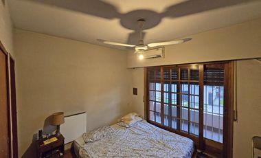VENTA CASA 6 AMBIENTES EN CARAPACHAY