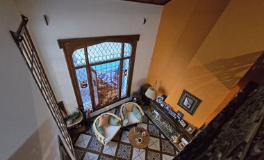 VENTA CASA 6 AMBIENTES EN CARAPACHAY