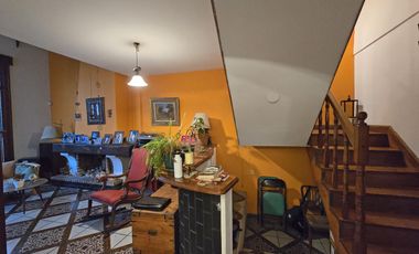VENTA CASA 6 AMBIENTES EN CARAPACHAY