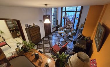 VENTA CASA 6 AMBIENTES EN CARAPACHAY