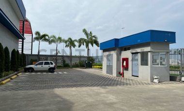 Alquiler Bodega Industrial de 305m2 en Parque Industrial, EliA