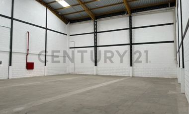 Alquiler Bodega Industrial de 305m2 en Parque Industrial, EliA