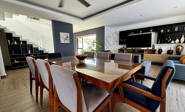 Casa en VENTA con ALBERCA en residencial LA CIMA
