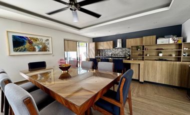 Casa en VENTA con ALBERCA en residencial LA CIMA