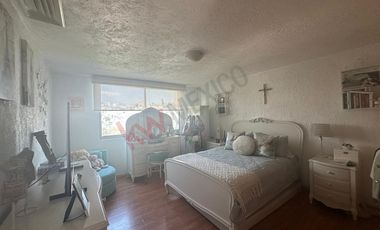 Casa en venta en Lomas de la Herradura, 528m2 de construcción