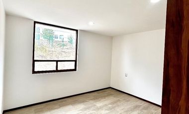 ESTRENA EXTRAORDINARIA CASA EN VENTA, FRACC. ALTUS LAGO ESMERALDA.