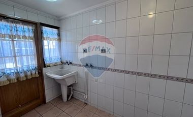 Casa en Calama con Uso Comercial y/o residencial