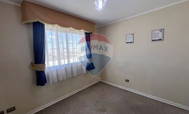 Casa en Calama con Uso Comercial y/o residencial