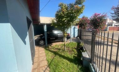 Vive a solo 2 cuadras del centro de San Vicente.