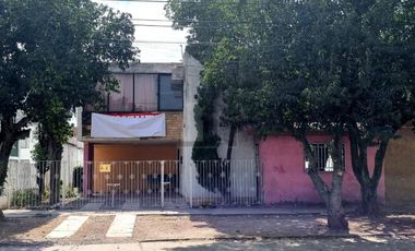 Casa en venta en colonia Manzanares precio de oportunidad!