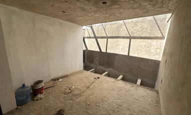 Propiedad con 2 departamentos en zona Colomos, Zapopan