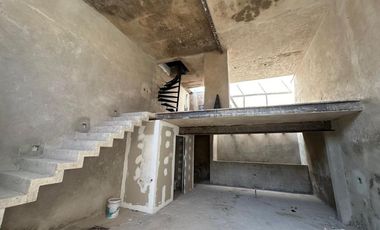 Propiedad con 2 departamentos en zona Colomos, Zapopan
