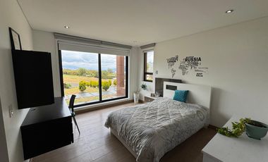 Casa Exclusiva en Venta – Casa de Campo, La Calera, Cundinamarca