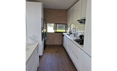 Venta  de Casa Campestre en el Retiro