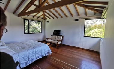 Venta  de Casa Campestre en el Retiro