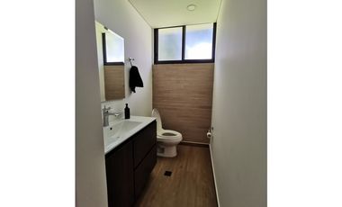 Venta  de Casa Campestre en el Retiro