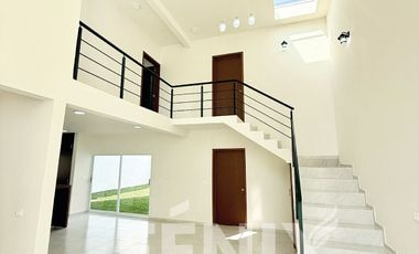 Casa en venta en Fracc. Privado en Coatepec: Más de 90 metros de Jardín