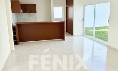 Casa en venta en Fracc. Privado en Coatepec: Más de 90 metros de Jardín