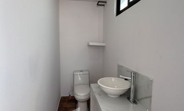 Preciosa casa estilo colonial mexicano en venta - Fracc. Privado en Coatepec