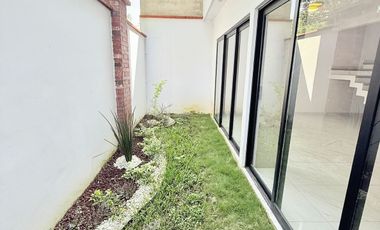Preciosa casa estilo colonial mexicano en venta - Fracc. Privado en Coatepec