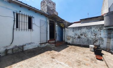 Venta PH 2 ambientes con patio en Ciudadela
