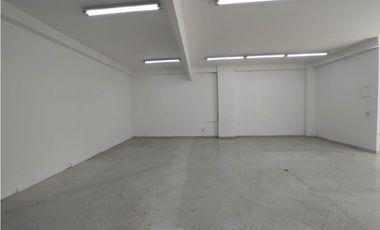 VENTA DE LOCAL EN SABANETA CALLE LARGA EXCELENTE UBICACION