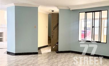 Casa en conjunto cerrado en La Paz