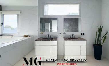 Casa en venta y alquiler, 5 ambientes. Terralagos, Canning.