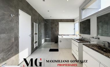 Casa en venta y alquiler, 5 ambientes. Terralagos, Canning.
