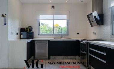 Casa en venta y alquiler, 5 ambientes. Terralagos, Canning.