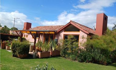 CASA CAMPESTRE - VIA GUAYMARAL - BOGOTA