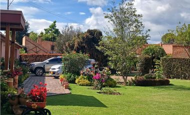 CASA CAMPESTRE - VIA GUAYMARAL - BOGOTA