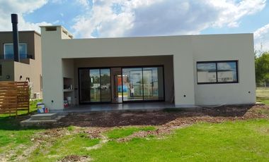 Casa en Venta en Santa Elisa