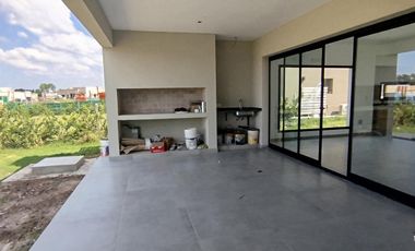 Casa en Venta en Santa Elisa