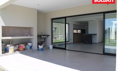 Casa en Venta en Santa Elisa