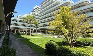 Departamento 4 ambientes con balcon y cochera - Pileta - Gimnasio - Sum - Parque