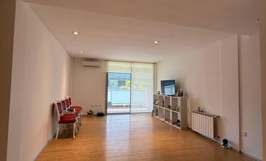 Departamento 4 ambientes con balcon y cochera - Pileta - Gimnasio - Sum - Parque