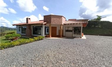 Vendo casa campestre en el Retiro. Pantanillo