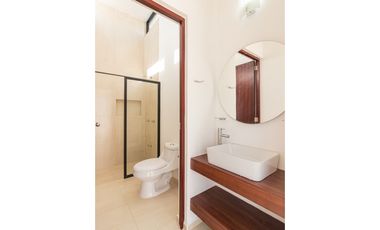 Venta de Casa en privada al Nororiente de Mérida.