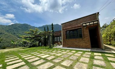 Alquila Nuestra Encantadora Finca Vacacional