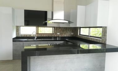 Casa Campestre - Perimetro Urbano - La Mesa - Cundinamarca