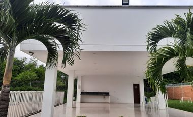 Vendo Casa en Jamundí en Condominio de 3 niveles, Remodelada.