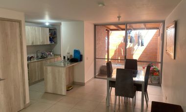 Precio De Oportunidad¡ Casa Remodelada De 104 M2 En Condominio Exclusivo De Ciudad Country