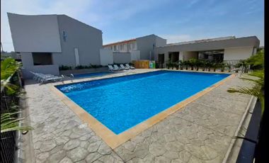 Precio De Oportunidad¡ Casa Remodelada De 104 M2 En Condominio Exclusivo De Ciudad Country