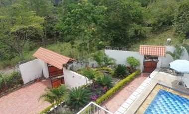 CASA CAMPESTRE - LA MESA CUNDINAMARCA