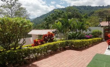 ESPECTACULAR CASA CAMPESTRE - RENTABLE PARA AIRBNB - LA MESA - CUNDINAMARCA