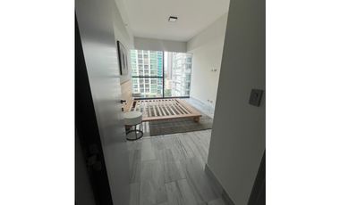 SEA CONFIABLE VENDE O ALQUILA APARTAMENTO PH NUOVO ARMANI/CASA