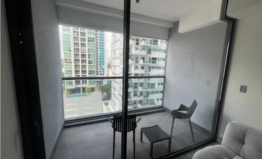 SEA CONFIABLE VENDE O ALQUILA APARTAMENTO PH NUOVO ARMANI/CASA