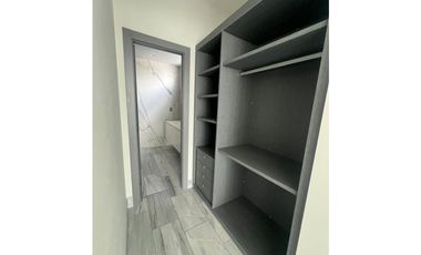 SEA CONFIABLE VENDE O ALQUILA APARTAMENTO PH NUOVO ARMANI/CASA